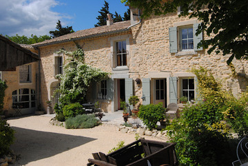 Corps de ferme à Grignan